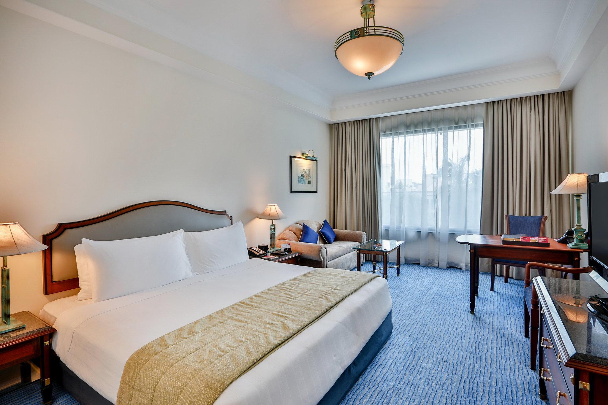 Crowne Plaza Chennai Adyar Park, An Ihg Hotel Eksteriør billede A room at the hotel